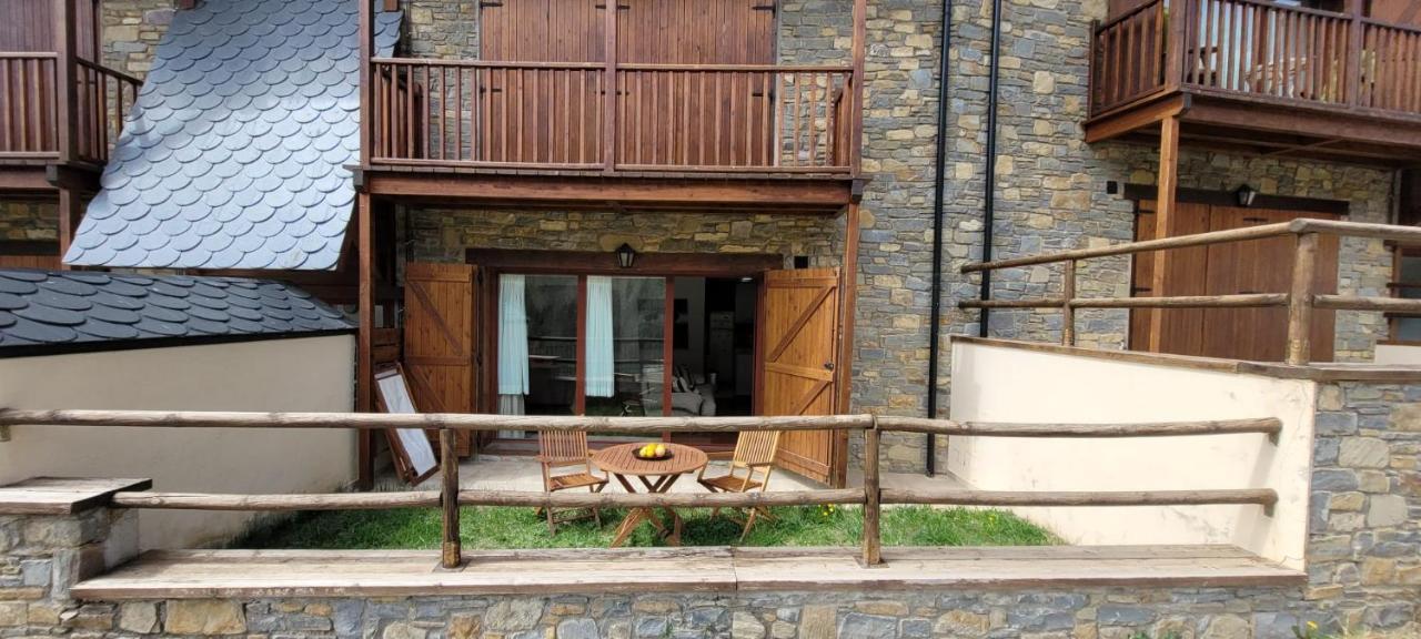 Vall Fosca Apartment "Majue" Torre de Capdella Luaran gambar